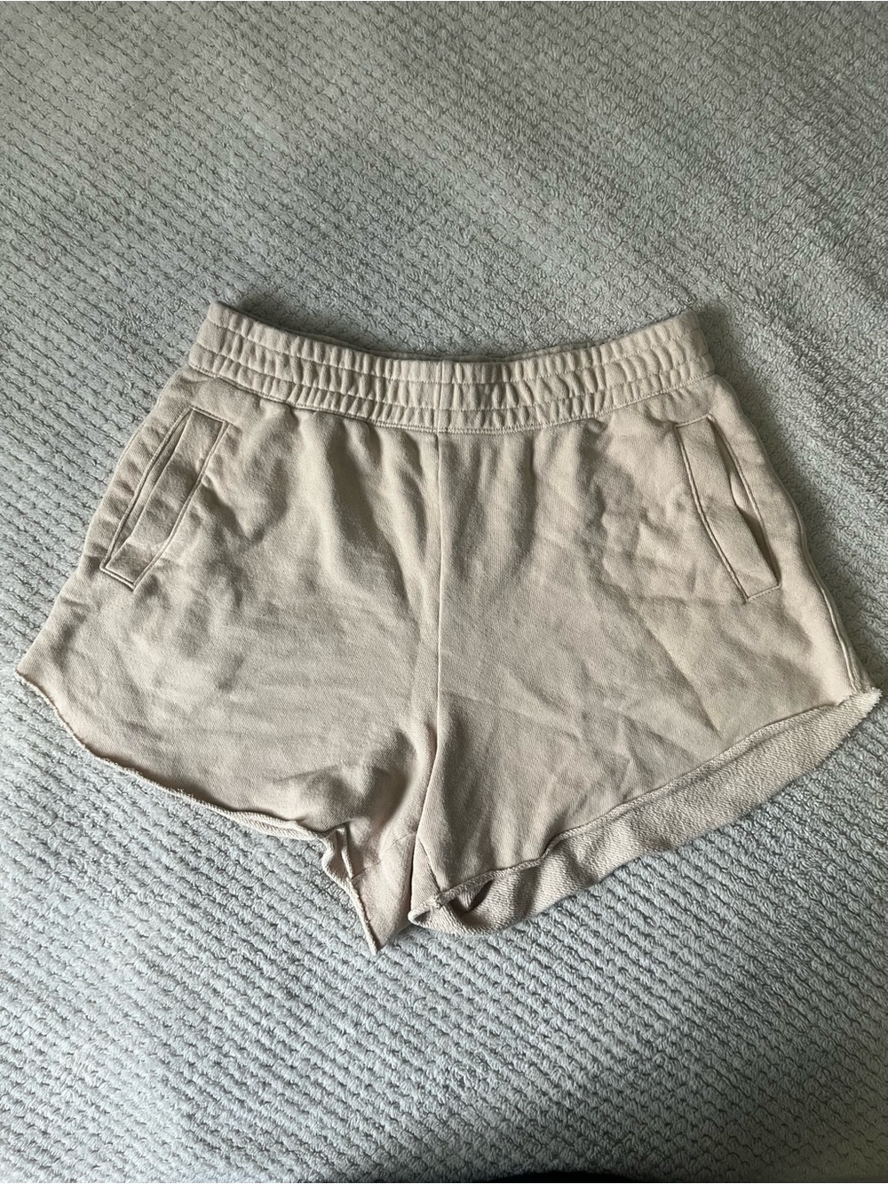 aerie Cream Elastic-Waist Lounge comfy airy sweat Shorts